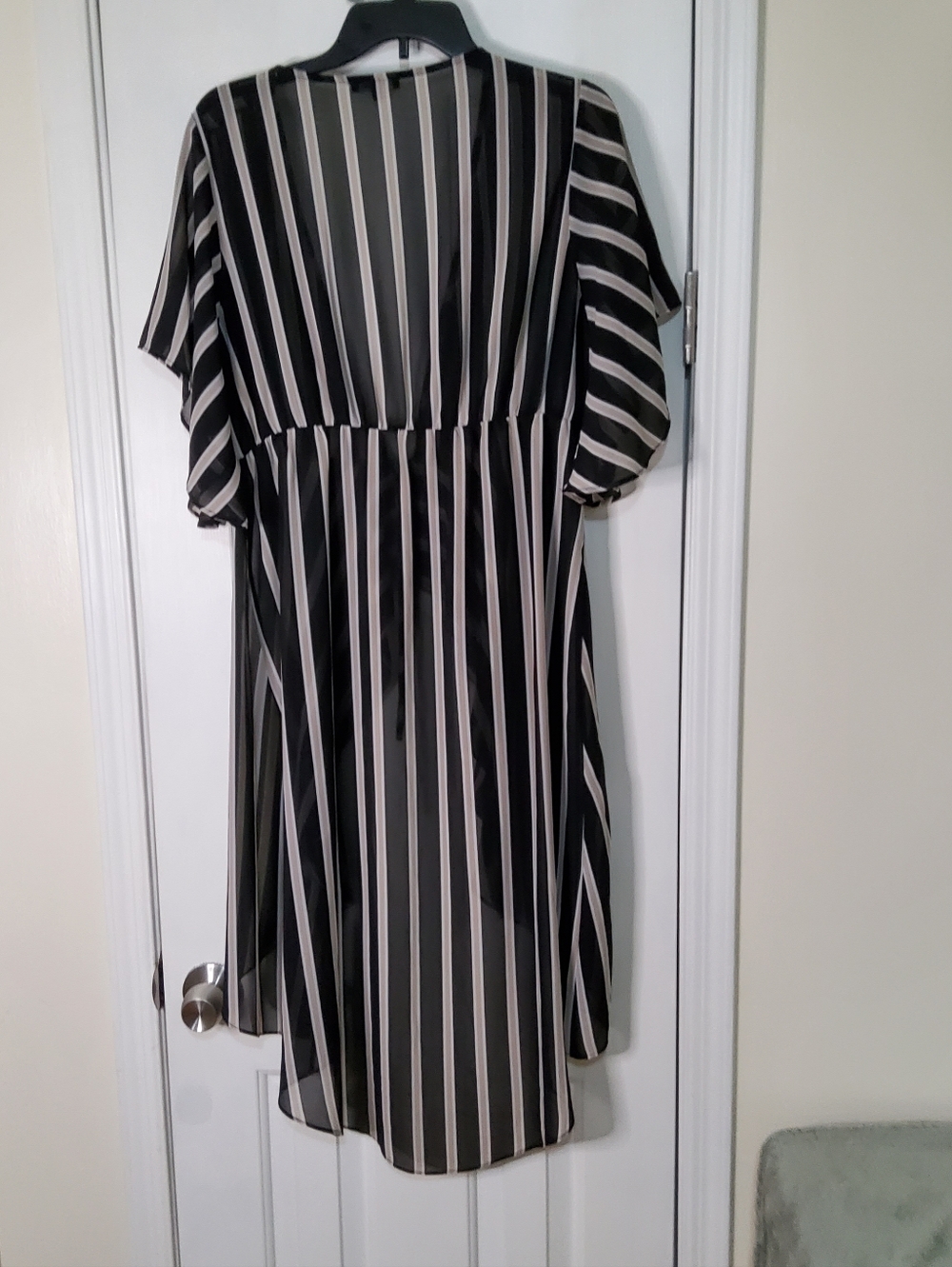 Fashion Nova Women's Sheer Hi Low Striped Drape Cardigan Cover Up Black Size XL - Picture 3 of 9